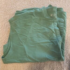 FIGS Women’s Rafaela Jade Scrub Top